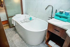 Junluxe Meizhou Island IECC
