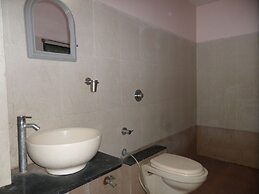 Hotel Amit Plaza