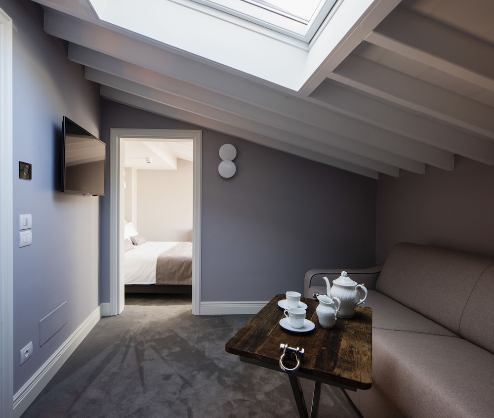 The FRAME Hotel