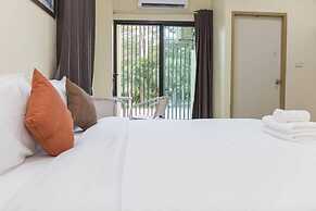 Yaibua Hotel