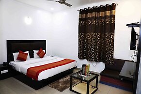 Hotel Kumar Palace