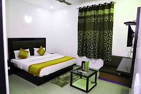 Hotel Kumar Palace