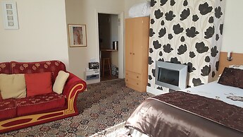 Norwyn Court
