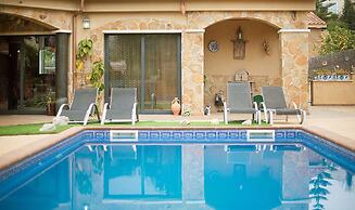 Villa Arrabal