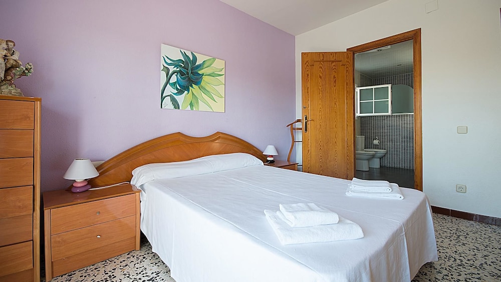 Tania House