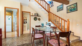 Tania House