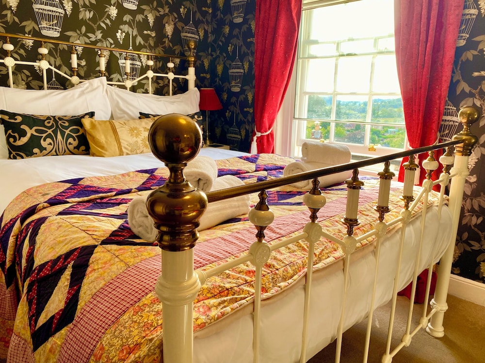 The Castle House Luxury Bed & Breakfast