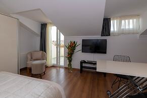 Joy Suites