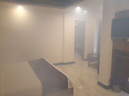 Hotel Devlok Primal