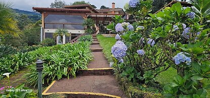 Finca Paraiso Mountain Retreat