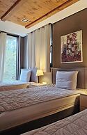 Gallery Family Hotel