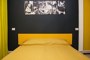 Esquire House