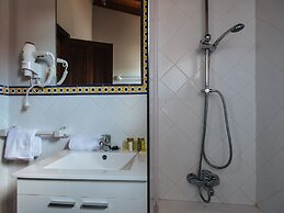 Boutike Apartments