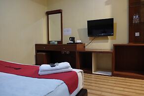 RedDoorz Plus near DC Mall Batam