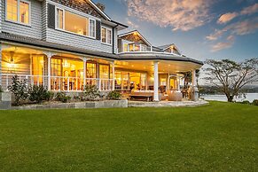 Matauwhi Bay Manor