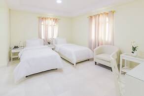 Al Jisr Hotel