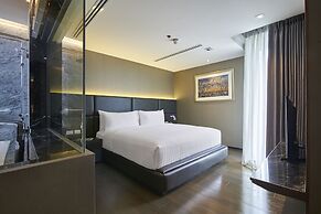 Amp Am House Hotel