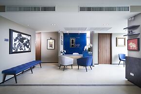 Amp Am House Hotel