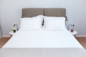 Fully Renovated Modern Beauty in Athens