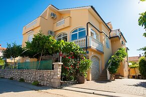 Apartmani Tina