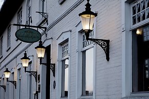 Flinchs Hotel