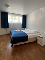 Media Luna Guesthouse