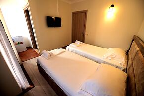 Hotel Aristocrat Batumi