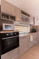 Thomas Apartments
