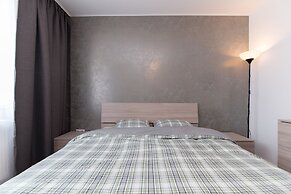 Thomas Apartments