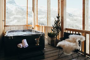 Lodji Hotel