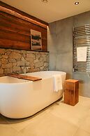 Lodji Hotel