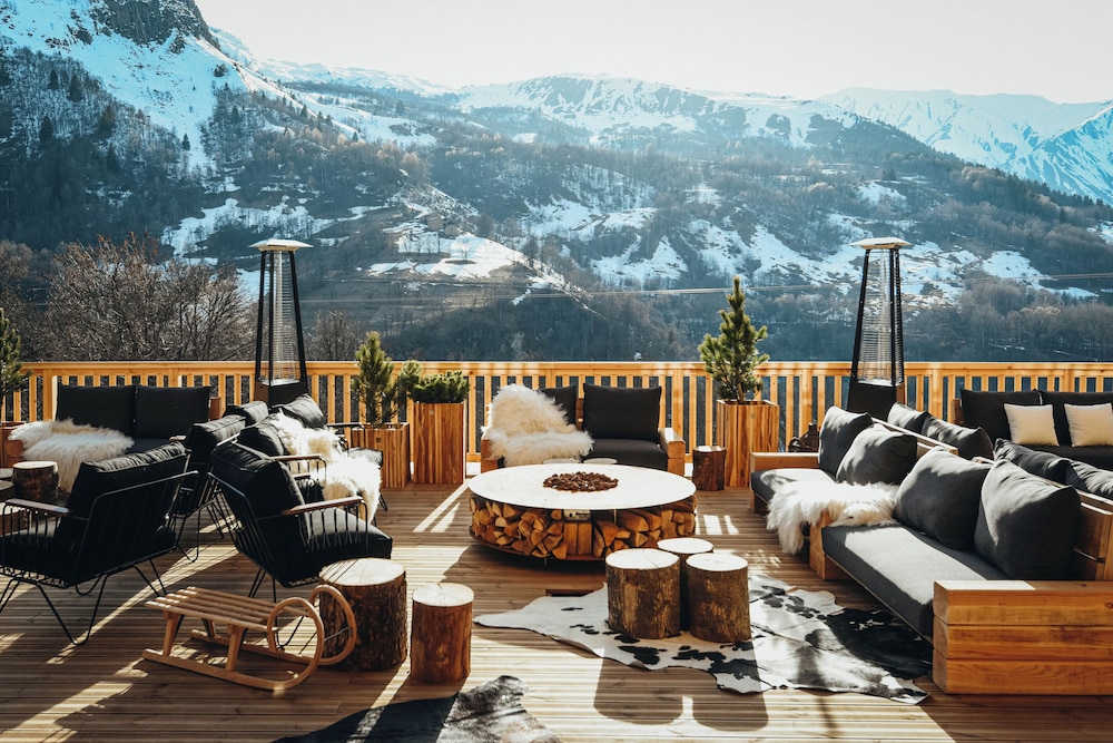 Lodji Hotel