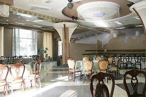 Hotel Eleon
