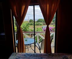 Hostal Akapu
