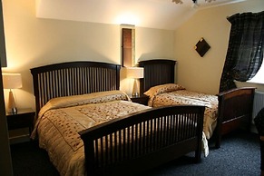 Laragh House