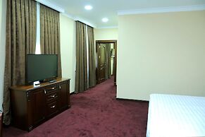 Grand Capital Hotel