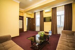 Grand Capital Hotel