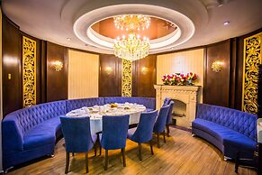 Grand Capital Hotel