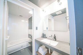 SEKAI HOTEL Deep Osaka Experience - Hostel