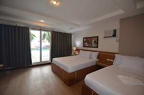 Robinland Vacation Home Badian