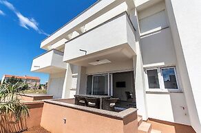 Villa TINA