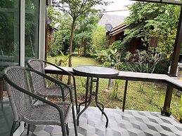 Ban Suan Ramburi