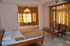Hotel Atul Regency