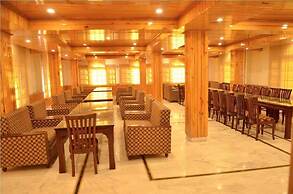Hotel Atul Regency