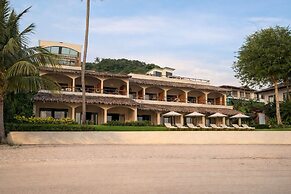 Baan Jai Dee Beach Front Hotel