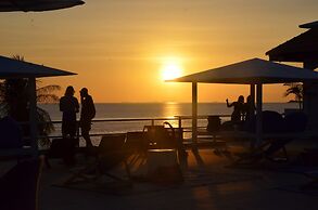 Baan Jai Dee Beach Front Hotel