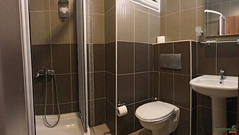 Ustundag Otel