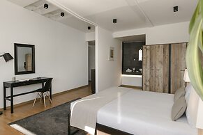 Acropolis Suites Troulanda