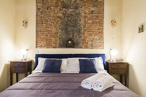 Florence Ariento Romantic Apartment