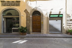 Lambertesca Mono